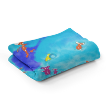 Lade das Bild in den Galerie-Viewer, Babyblue - Lieblingsdecke Premium 200 x 150 cm